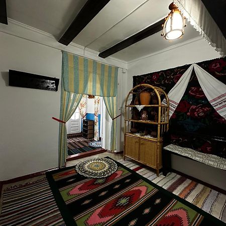 La Madalina Bed and Breakfast Selemet Εξωτερικό φωτογραφία
