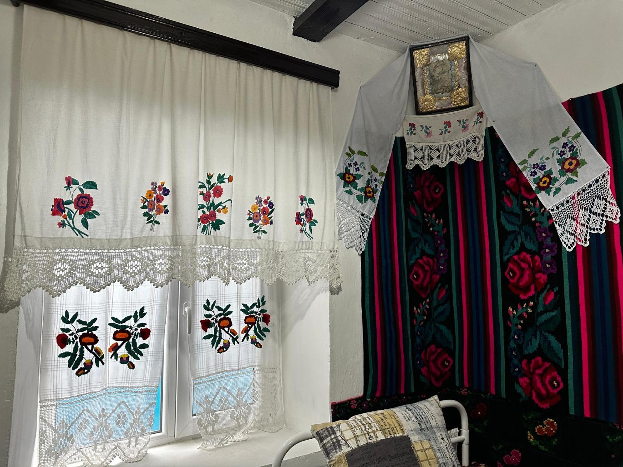 La Madalina Bed and Breakfast Selemet Εξωτερικό φωτογραφία