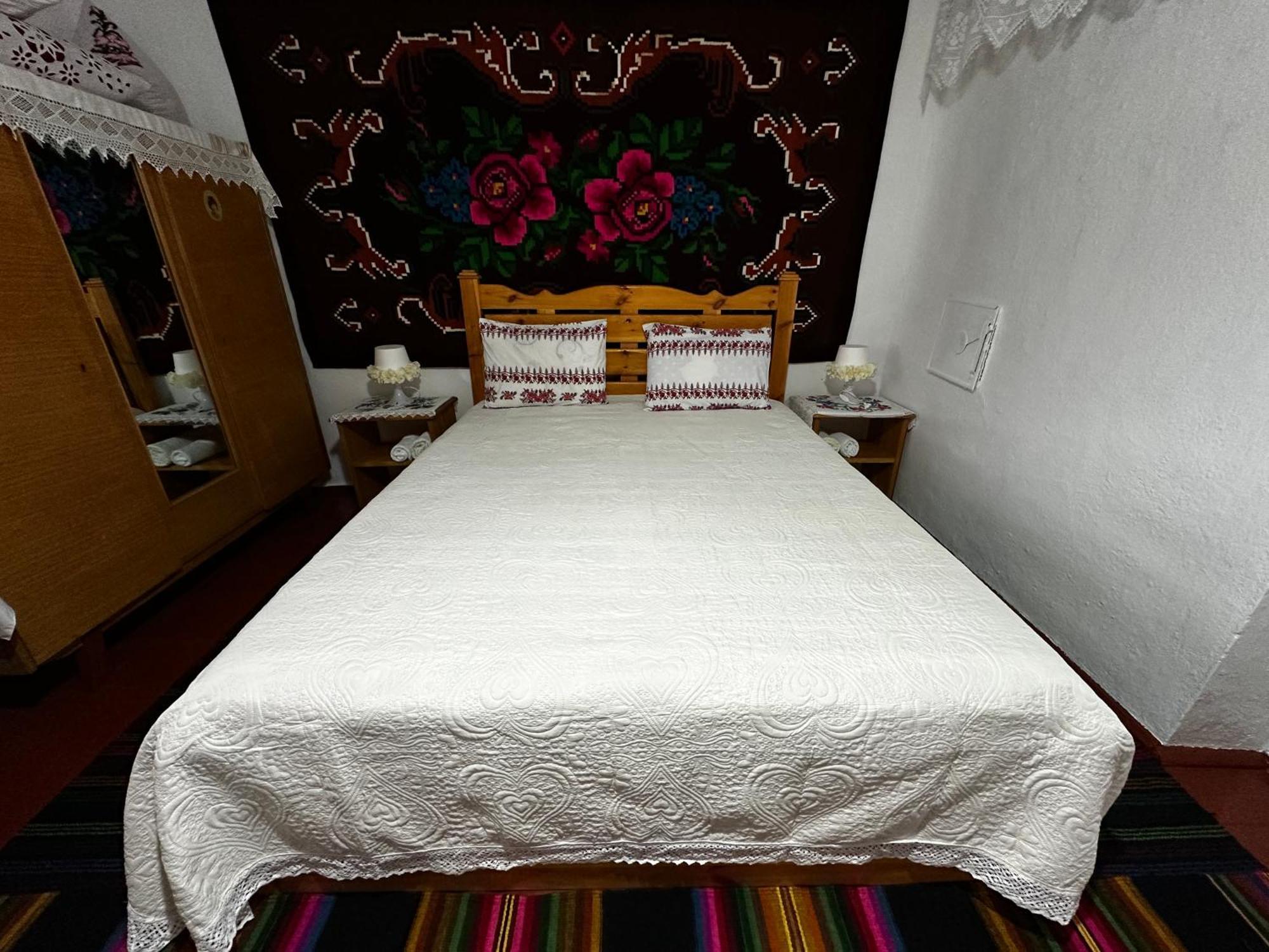 La Madalina Bed and Breakfast Selemet Εξωτερικό φωτογραφία